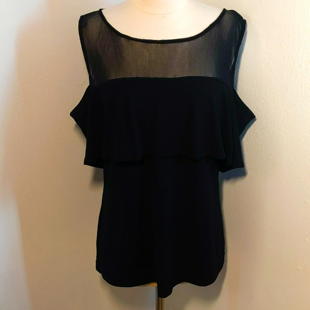 ✅Inc. International Concepts Black Peep Cold Shoulder Top Large